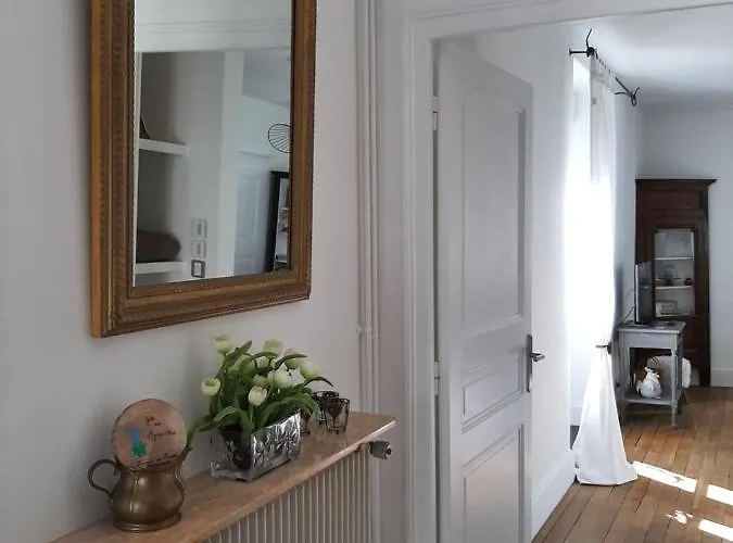 Des Agapanthes Appartement Lacroix-sur-Meuse